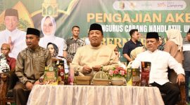 Gubernur Arinal Djunaidi didampingi Penjabat Bupati Tubaba Drs. M. Firsada.,M.Si, Menghadiri Pengajian Akbar Pemerintah Provinsi Lampung di GOR. ZA. Pagar Alam, Tiyuh Kagungan Ratu, Kecamatan Tulang Bawang Tengah