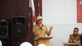 Novriwan Jaya membuka Pelatihan Wawasan Kebangsaan Dalam Kesadaran Bela Negara Bagi Pelajar SMA / Sederajat yang berlangsung di Wisma Asri, Tiyuh Tirta Makmur.