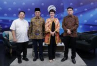 Foto: Rm. Thomas Ulun Ismoyo, Pr., Konferensi Waligereja Indonesia / Juru Bicara Panitia Kunjungan Paus Fransiskus (Kanan), Prof. KH. Nasaruddin Umar, Imam Besar Masjid Istiqlal (Tengah), dan Rm. Anthonius Gregorius Angelo Lalu, Pr., Wakil Koordinator Media Panitia Kunjungan Paus Fransiskus (Kiri)
